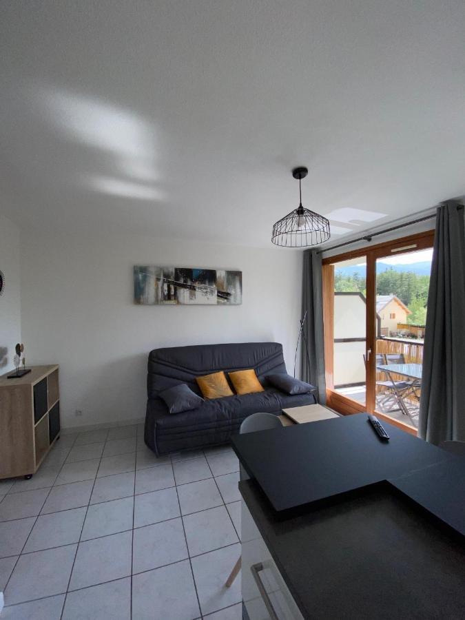 Appartement Situe A Cote Du Lac De Serre Poncon Saint-Sauveur  Екстер'єр фото